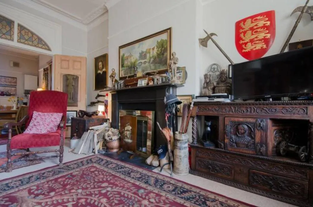 Konukevi 16 Brunswick Sq. Otel Brighton Birleşik Krallık
