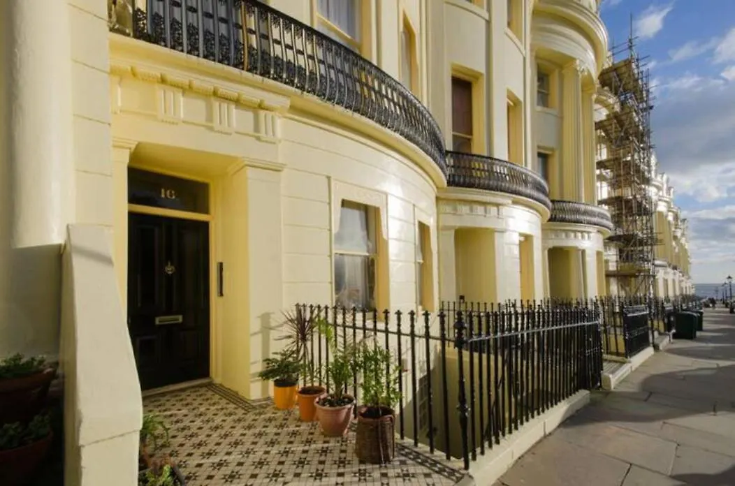 16 Brunswick Sq. Otel Brighton
